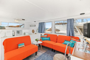 River View Houseboat